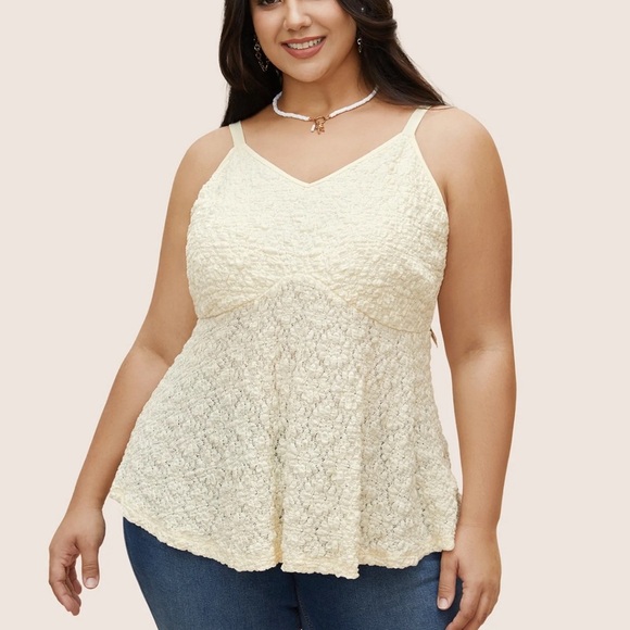 BloomChic Plus Size 2XL Solid Textured Ruffle Hem Cami Top us18-20 - Picture 1 of 7